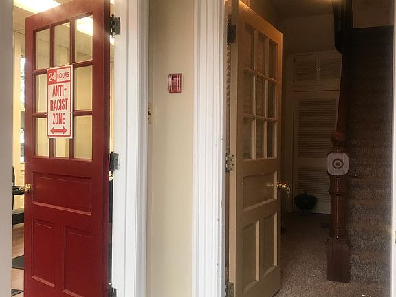 Entry way. Left door tax office. Right door up to apartment.