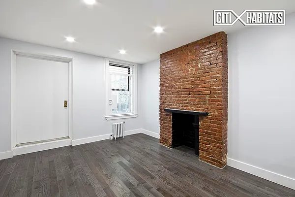 Rented by Citi Habitats | media 37