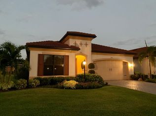 10528 Eastwood Dr, Bradenton, FL 34211
