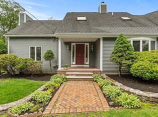 26 Emery Ct, Stoneham, MA 02180