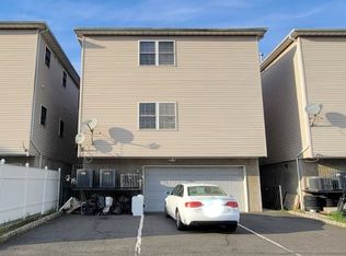 175-177 Manchester Pl APT 2, Newark, NJ 07104