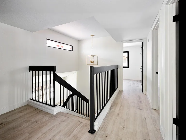1441 N El Camino Dr — Photo 11