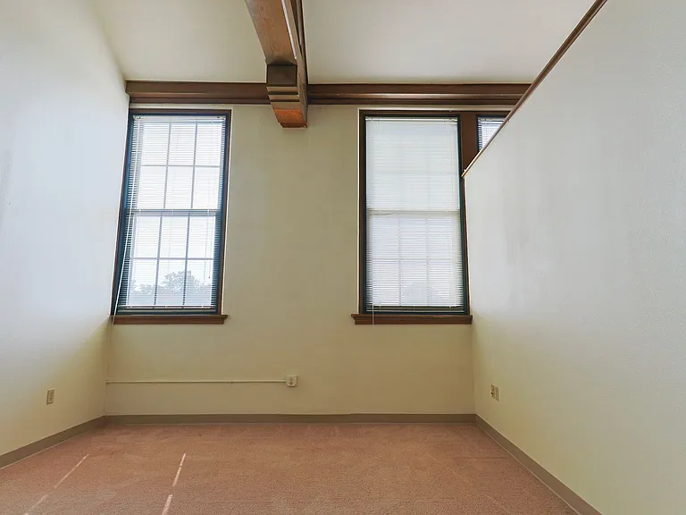 East High Apartments — Photo 85