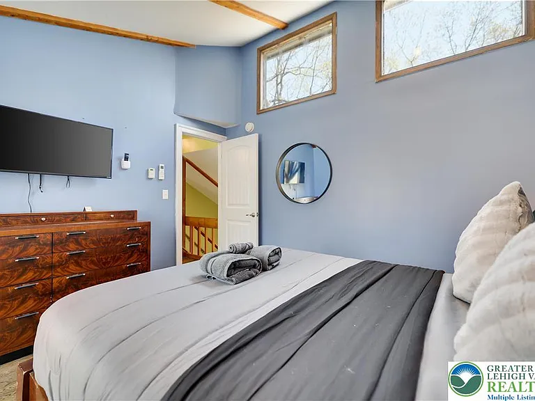 163 Cambridge Ct — Photo 23