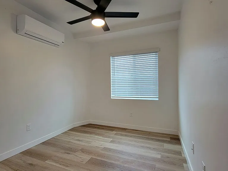 6249-6253 Mary Lane Drive — Photo 23