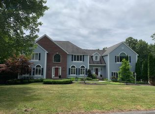 47 Heritage Hill Rd, Windham, NH 03087