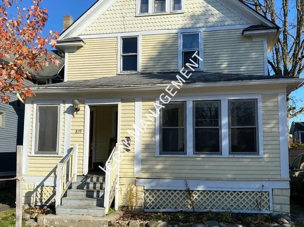 819 Oak St, Kalamazoo, MI 49008
