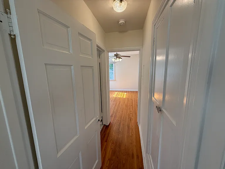 1640 Malcolm Ave #1/2 — Photo 5