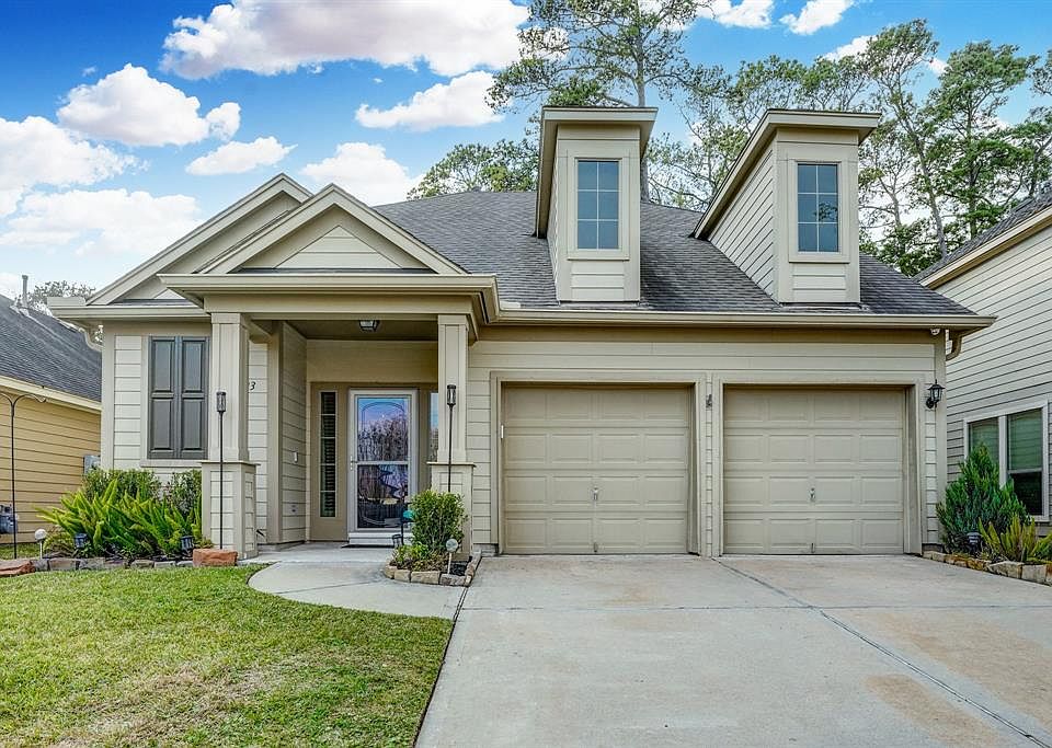 1st image of 11923 Shallow Oaks Dr