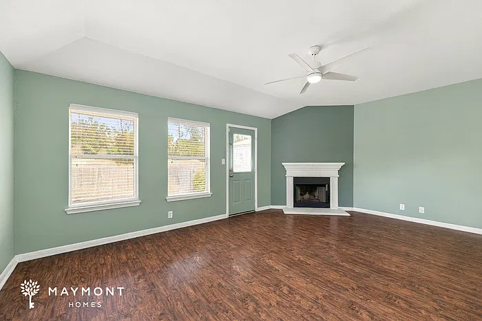 3 bed, 2.0 bath, 1805 sqft, $1,730 — Photo 4