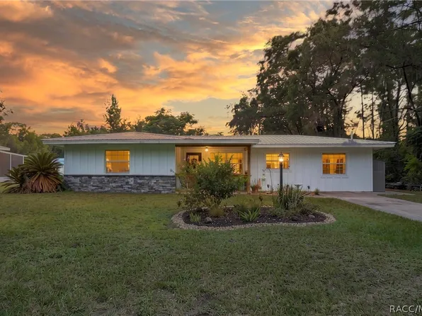 6263 E King Ln, Inverness, FL 34452