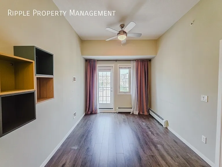 30 Mahogany Mews SE #419 — Photo 10