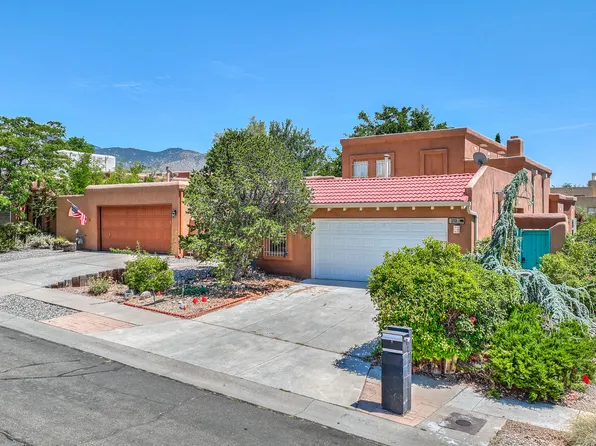 10424 Casador Del Oso NE, Albuquerque, NM 87111