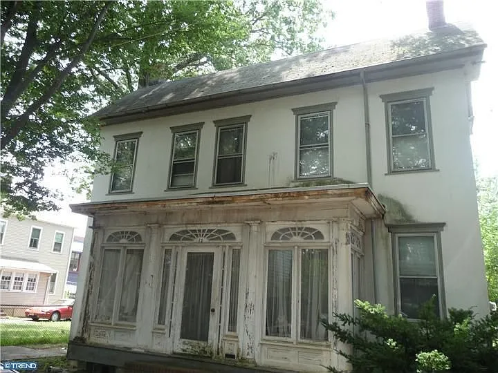 12 Green St photo 1
