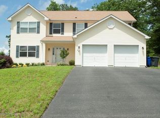 68 Serenity Pl, Toms River, NJ 08755