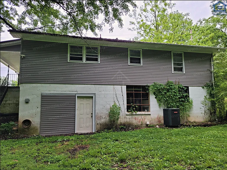 748 Steakley Dr — Photo 9