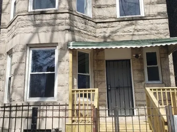 3424 W Walnut St, Chicago, IL 60624