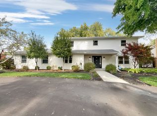 1050 W 72nd St, Indianapolis, IN