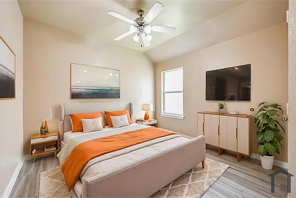 606 Primavera Dr — Photo 13