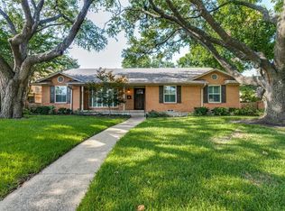 9951 Vistadale Dr, Dallas, TX 75238