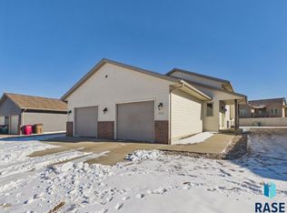 8200 S Hughes Ave, Sioux Falls, SD 57108