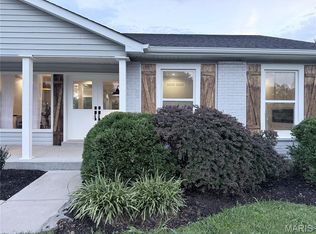1514 Sycamore Glen Ct, Florissant, MO 63031
