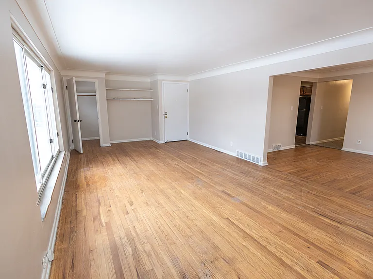 14509 Cedar Rd S #1 — Photo 6