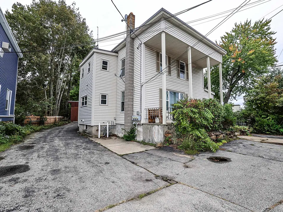 564 Rockland Ave