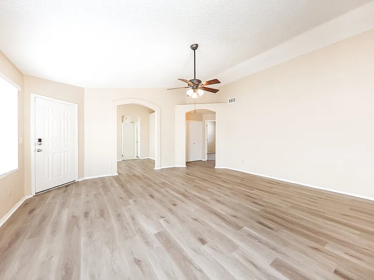 8864 W Morningside Dr — Photo 4