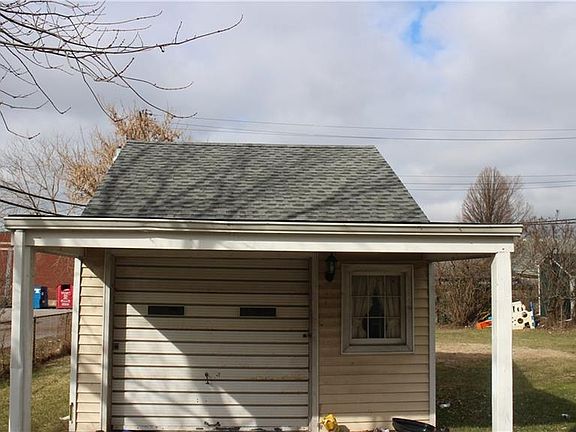 3rd image of 16 Juniata Pl