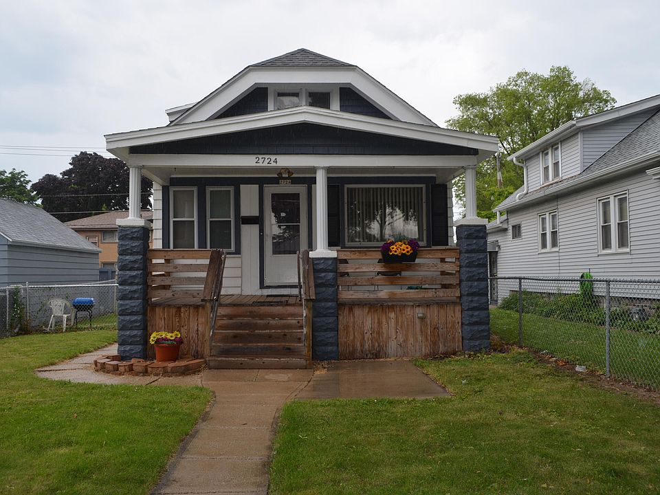 2nd image of 2724 W Fairmount Ave