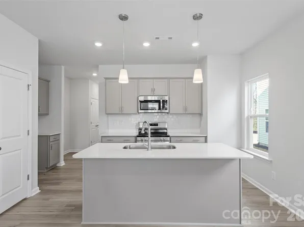 5865 Tuckaseegee Rd #2, Charlotte, NC 28208