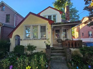 16016 78th Ave, Flushing, NY