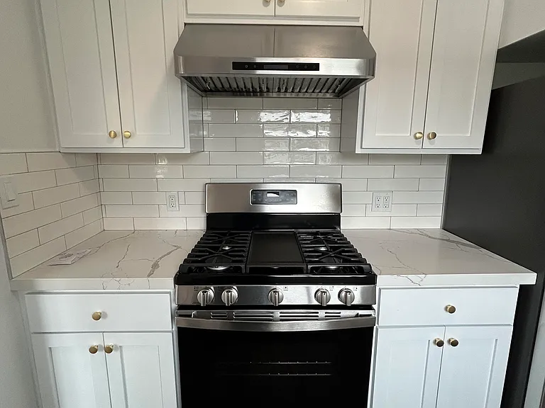 1315 N Poinsettia Pl #7 — Photo 7