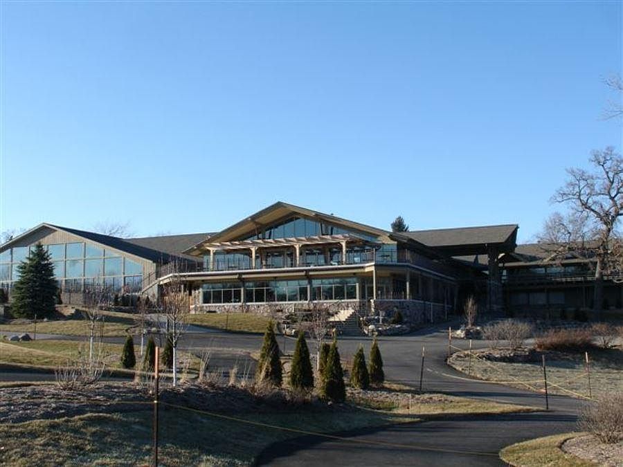 2nd image of 501E Abbey Springs Dr