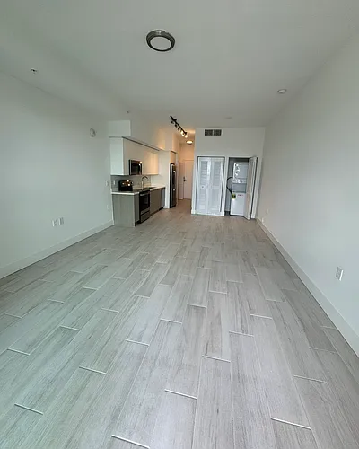602 E Dania Bch #210 Photo 1