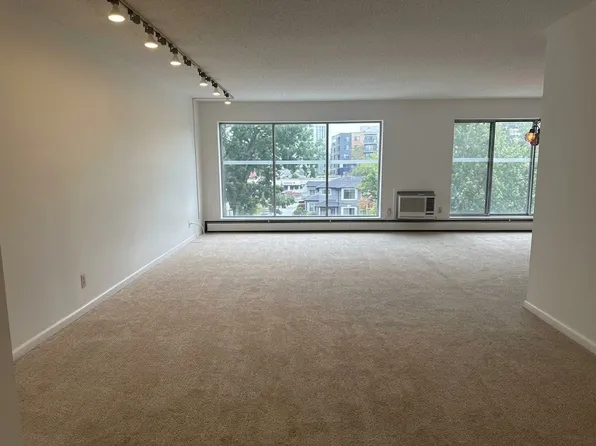 275 Hoym St APT 5E, Fort Lee, NJ 07024