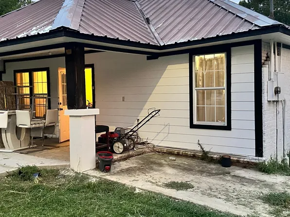 175 Bryson St, Waskom, TX 75692