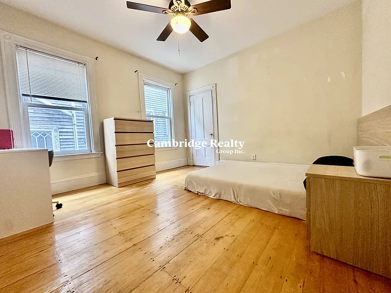 5 Sachem St #2T — Photo 7