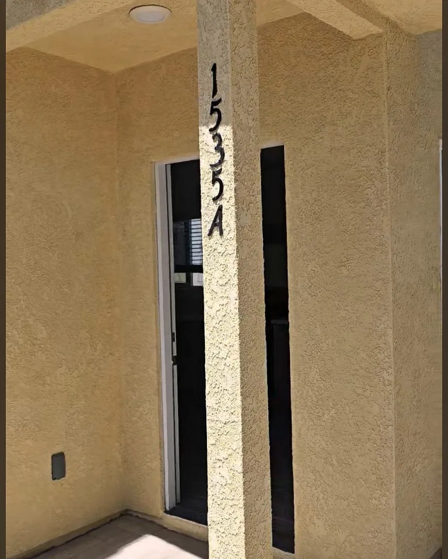 2 bed, 1.5 bath, 788 sqft, $2,000 — Photo 1