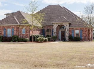 2766 Westminster Ln, Springdale, AR 72762