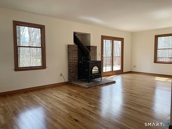 5th image of 1315 Purchase Brook Rd