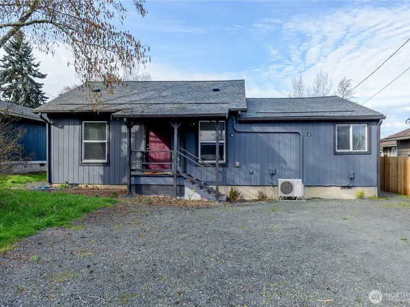 1031 W Glenwood St, Port Angeles, WA 98363