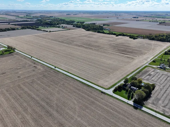 8451 N 3000 W, Manteno, IL 60950