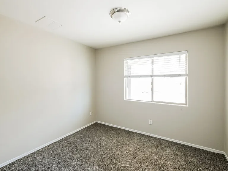 11457 W Rio Vista Ln — Photo 12
