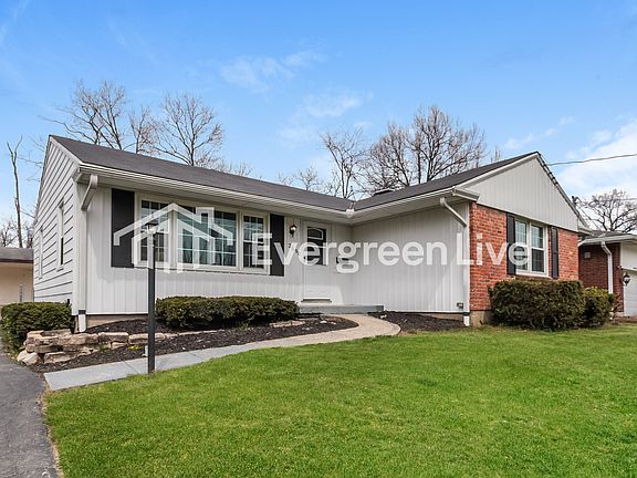2nd image of 2590 Altura Dr