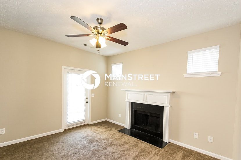 4654 Parkway Cir, Atlanta, GA 30349 | Zillow