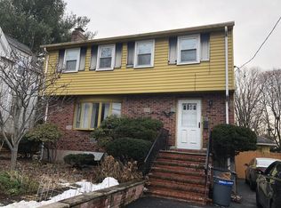 356 Quarry St, Quincy, MA 02169