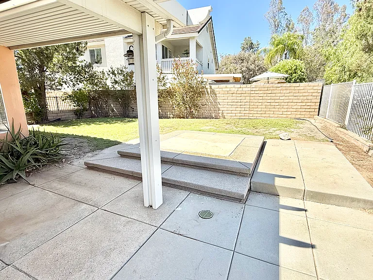 39968 Milkwood Ln — Photo 55