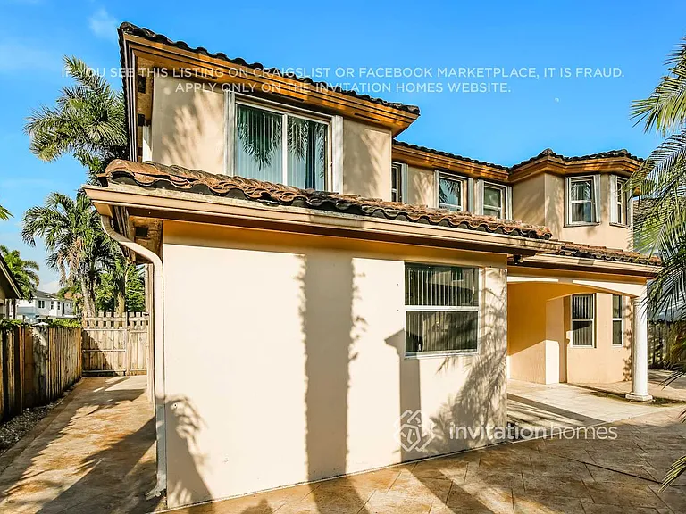 6664 SW 163rd Pl — Photo 17